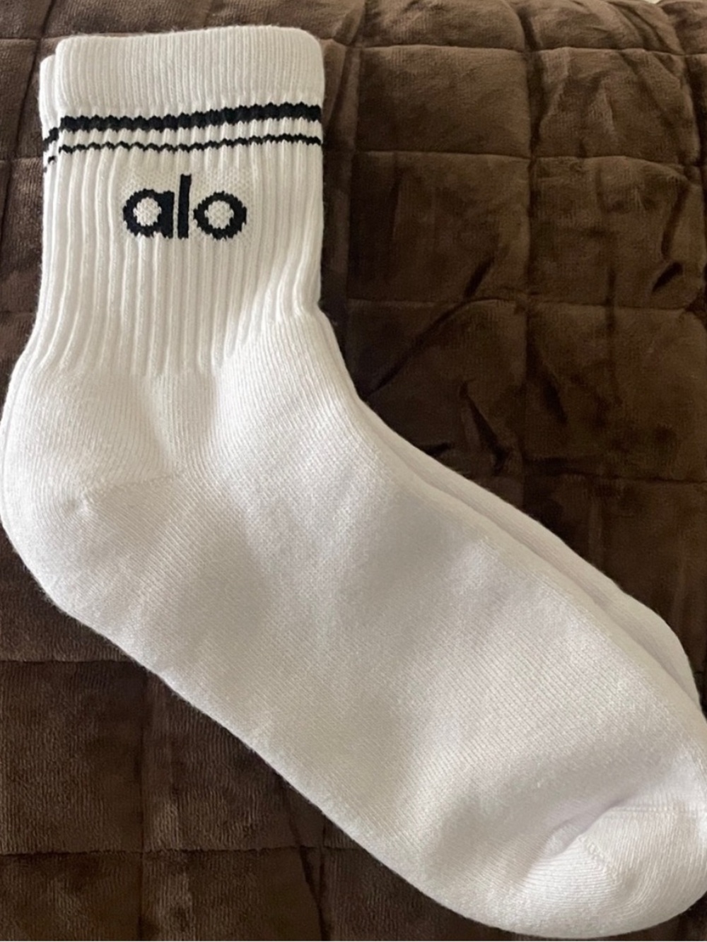 Alo crew socks